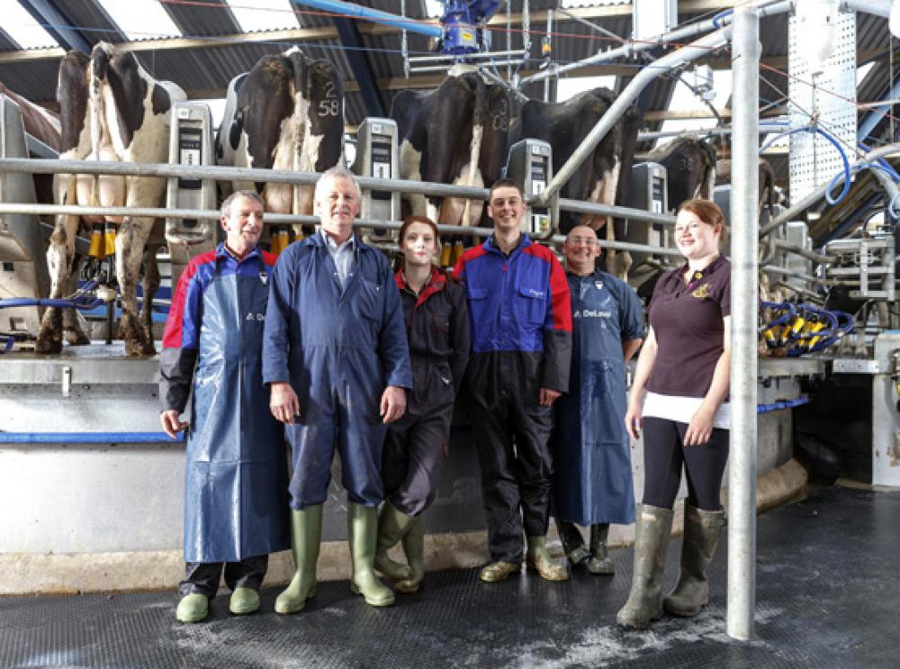 PR2100 Parallel Rotary Parlour, Eden Field Farm Gallery Main Photo